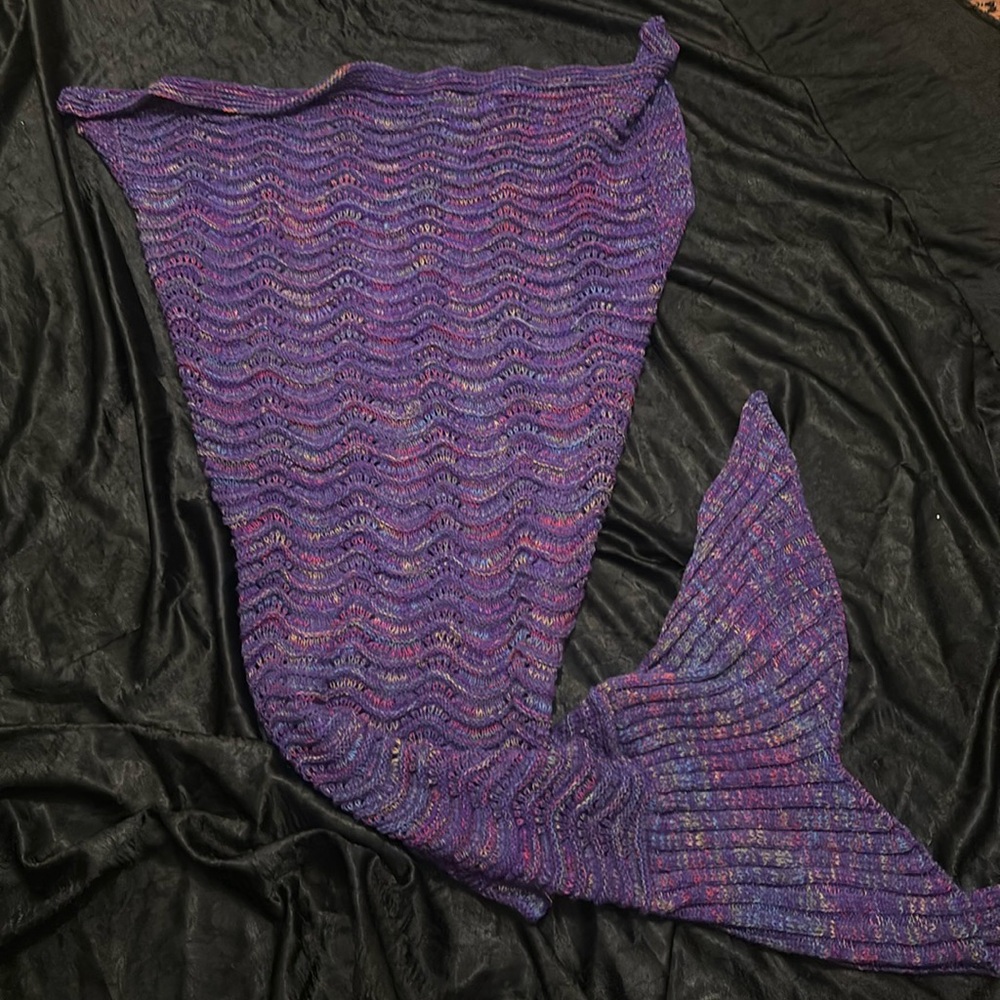 Mermaid Knitted Sweater Blanket NEW